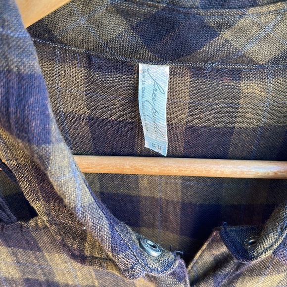 FREE PEOPLE Ladies M Cut Out Check Print Hi-Lo Snap Button Front Blouse - Picture 4 of 10